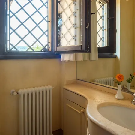 Dolce Collina 10, Emma ヴィラ