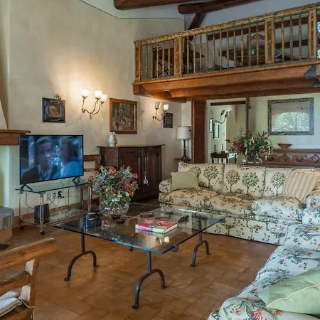 ヴィラ Dolce Collina 10, Emma *