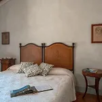 Dolce Collina 10, Emma Vila Cesena