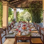 Dolce Collina 10, Emma Cesena
