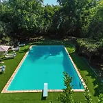 Dolce Collina 10, Emma Vila Cesena