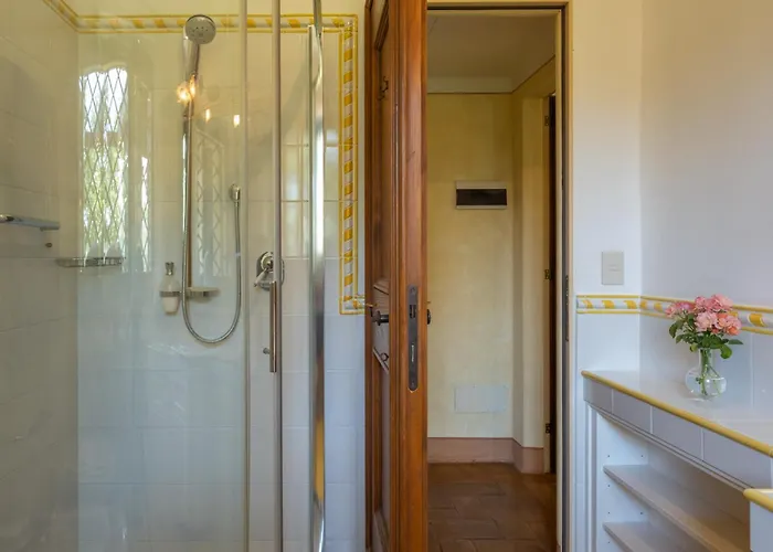 Dolce Collina 10, Emma Cesena