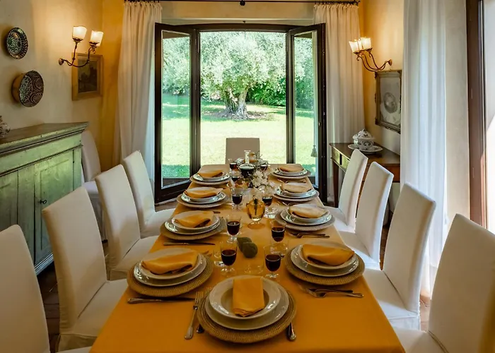 Dolce Collina 10, Emma *