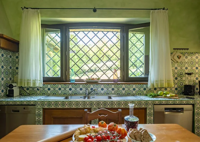 Dolce Collina 10, Emma * Чезена